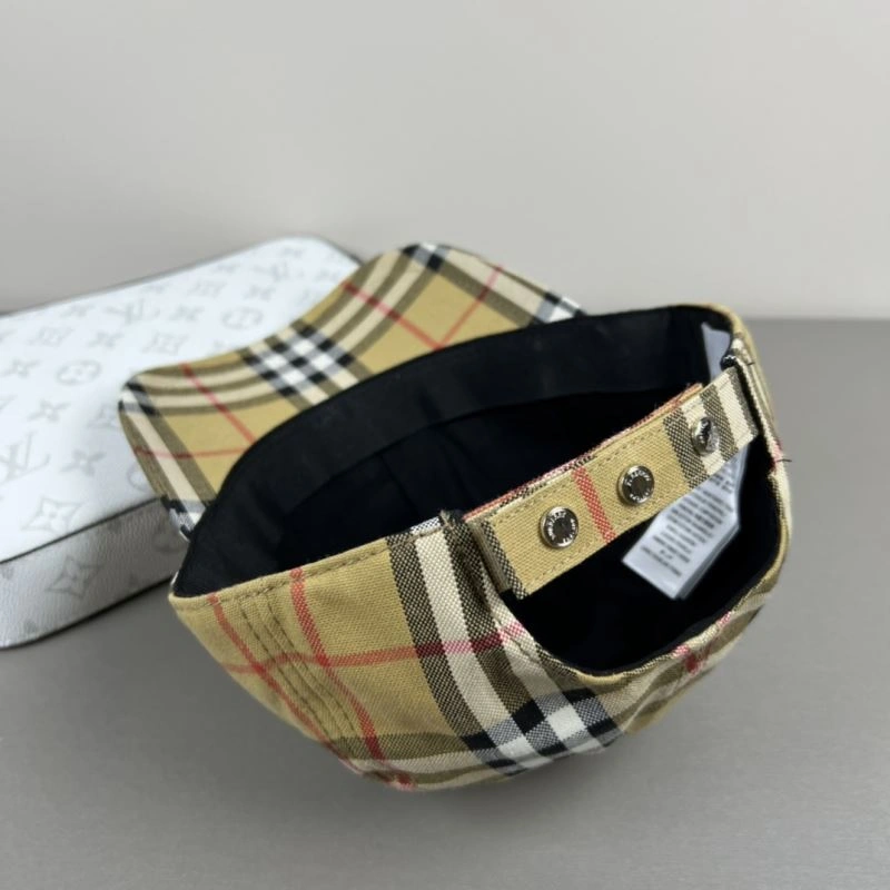 Burberry Caps Refined 260513