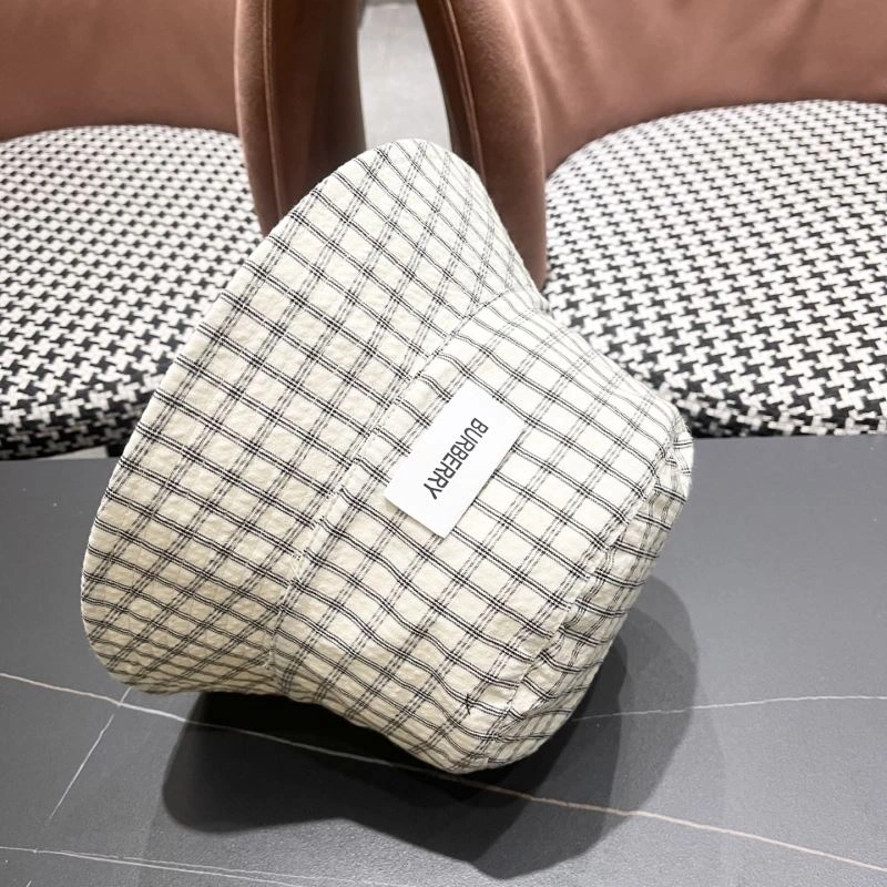 Burberry Caps SoftTouch 260508