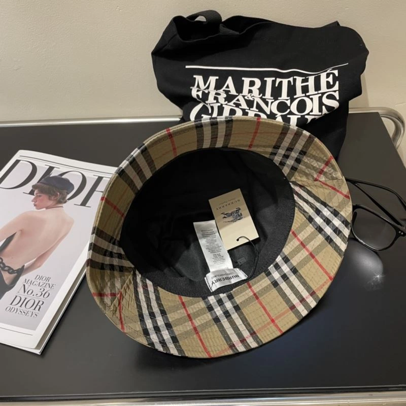 Burberry Caps Modern 260498
