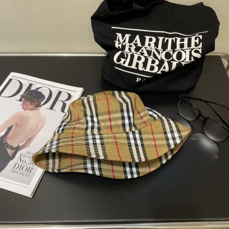 Effortless Burberry Caps 260499