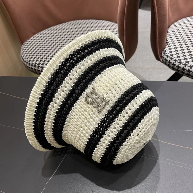 Sophisticated Burberry Caps 260496