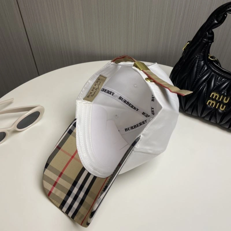 Burberry Caps Seasonal 262540