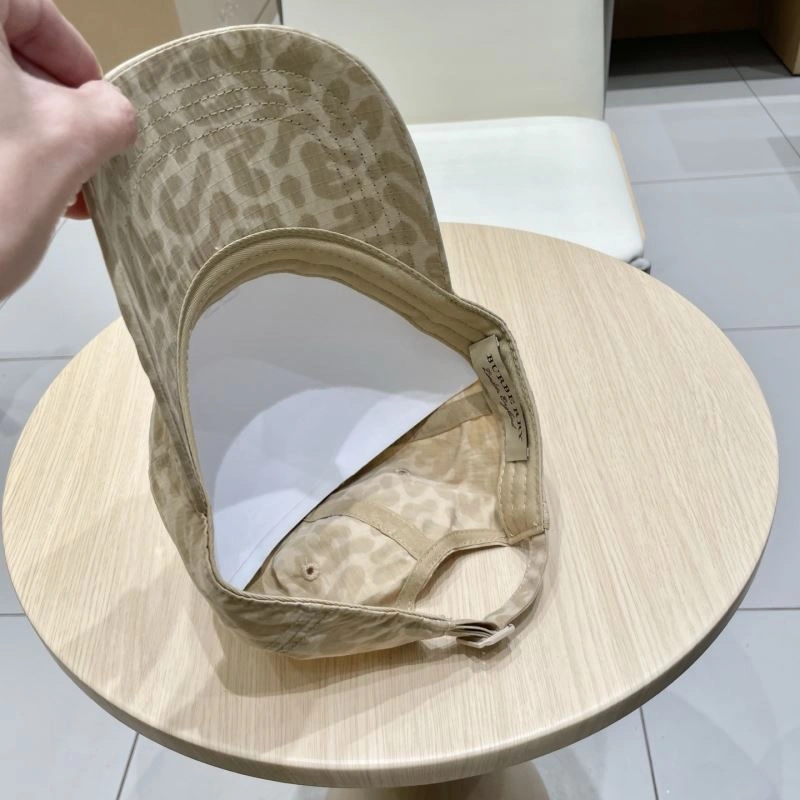 FashionForward Burberry Caps 262533