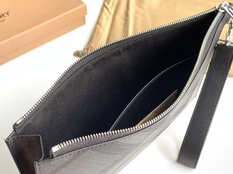 Burberry Clutch Bags Functional 51817