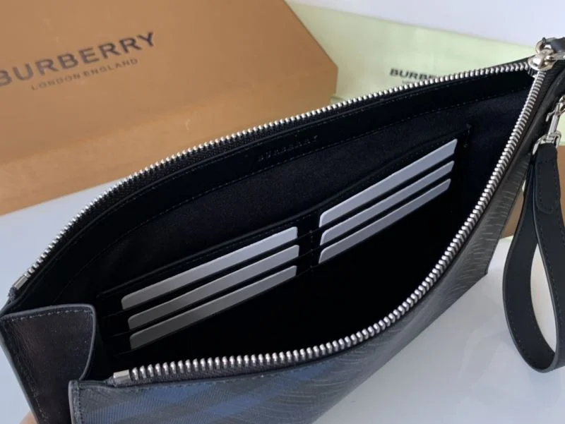 GoodFit Burberry Clutch Bags 38126