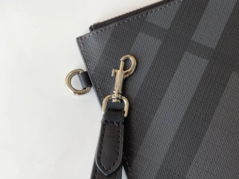 Refined Burberry Clutch Bags 38130