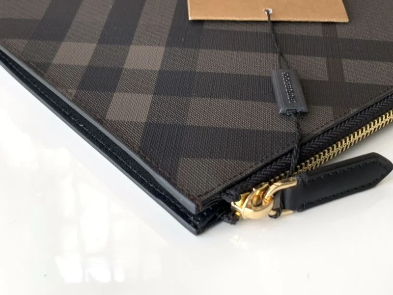 Burberry Clutch Bags Soft 38124