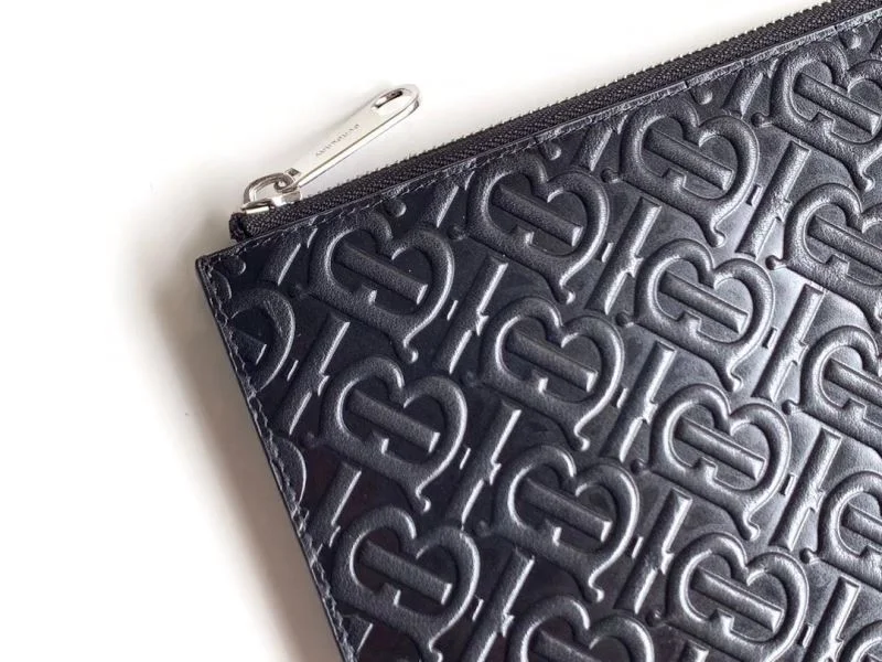 Casual Burberry Clutch Bags 38123