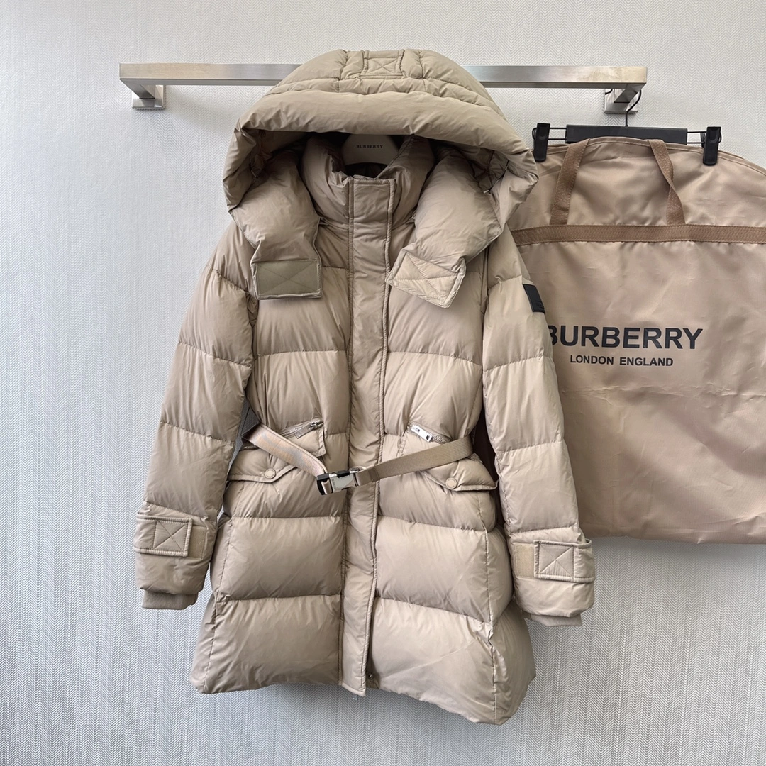 Burberry Down Jackets Cozy 106200