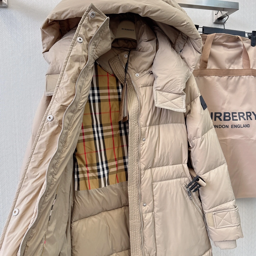 Casual Burberry Down Jackets 106180