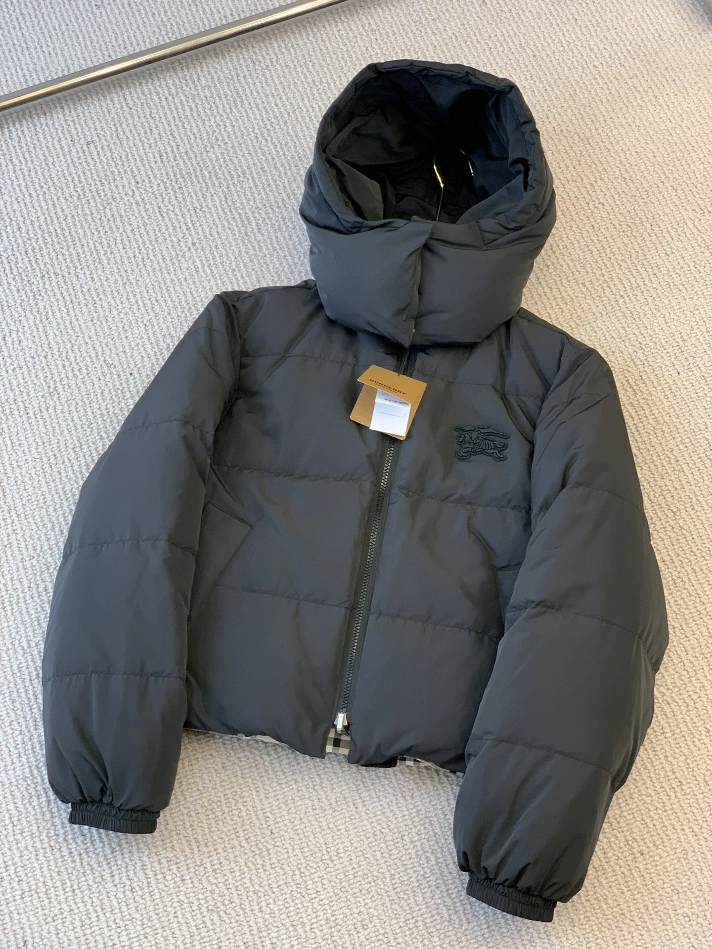 FlexibleFit Burberry Down Jackets 106174