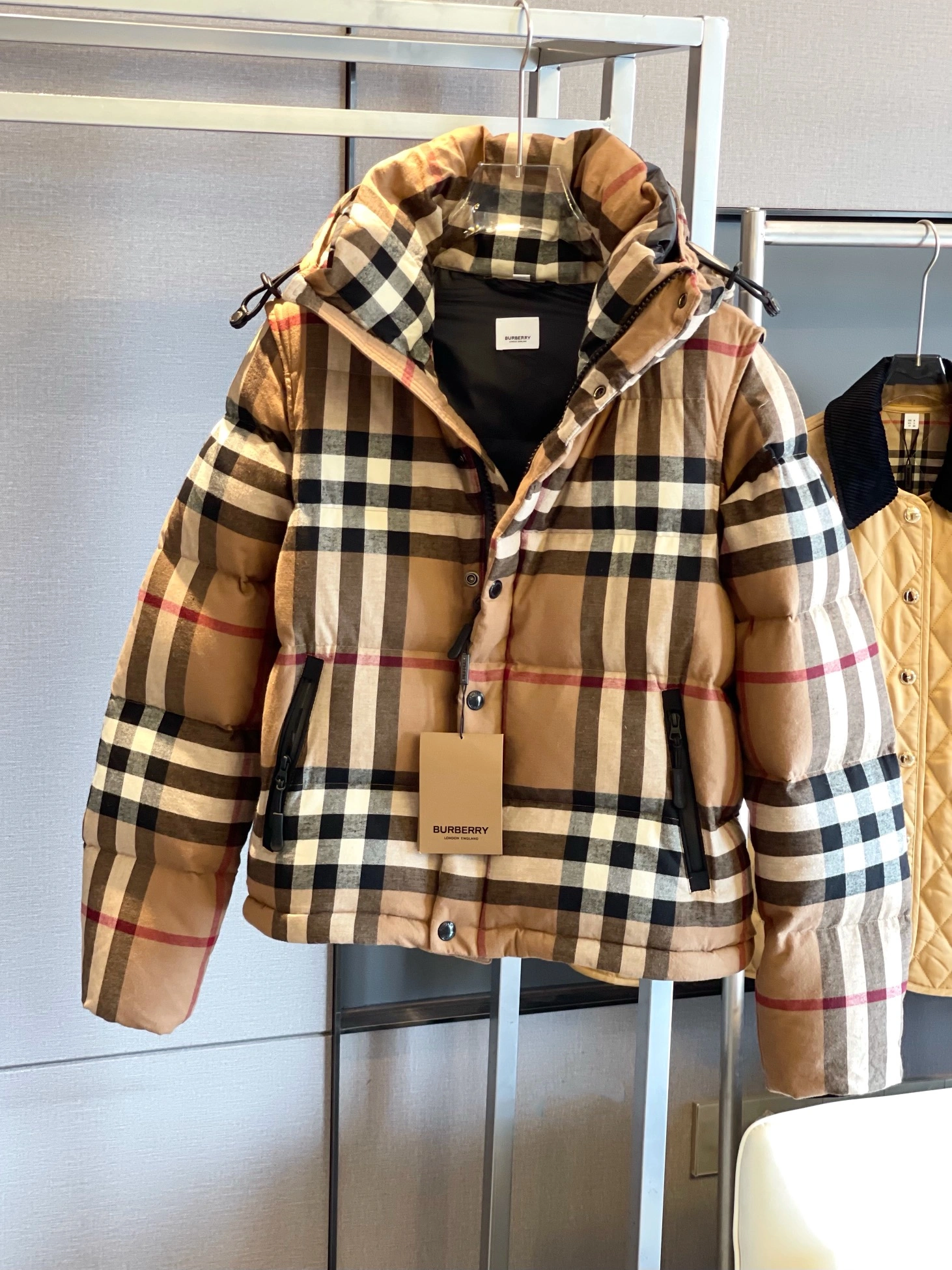 MultiPurpose Burberry Down Jackets 106172