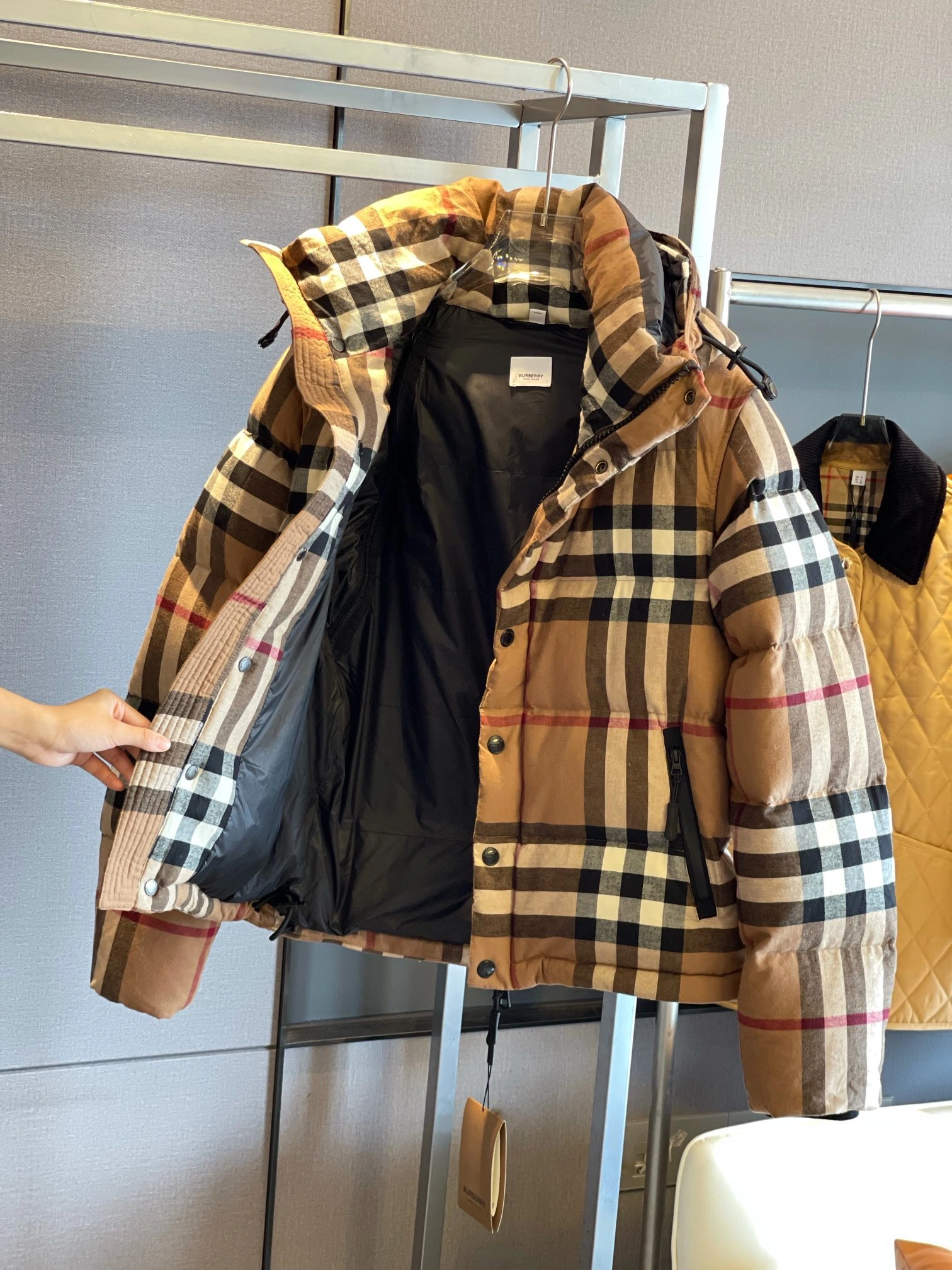 MultiPurpose Burberry Down Jackets 106172