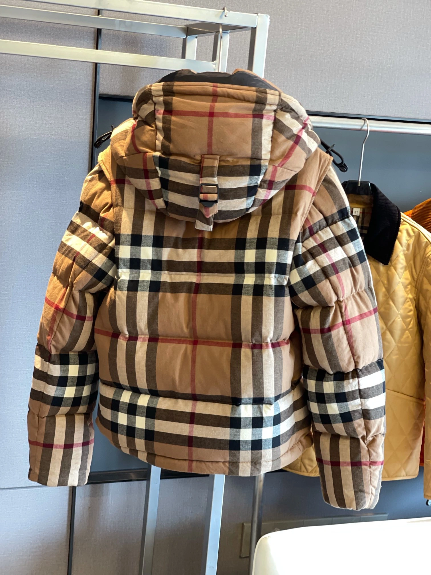 MultiPurpose Burberry Down Jackets 106172