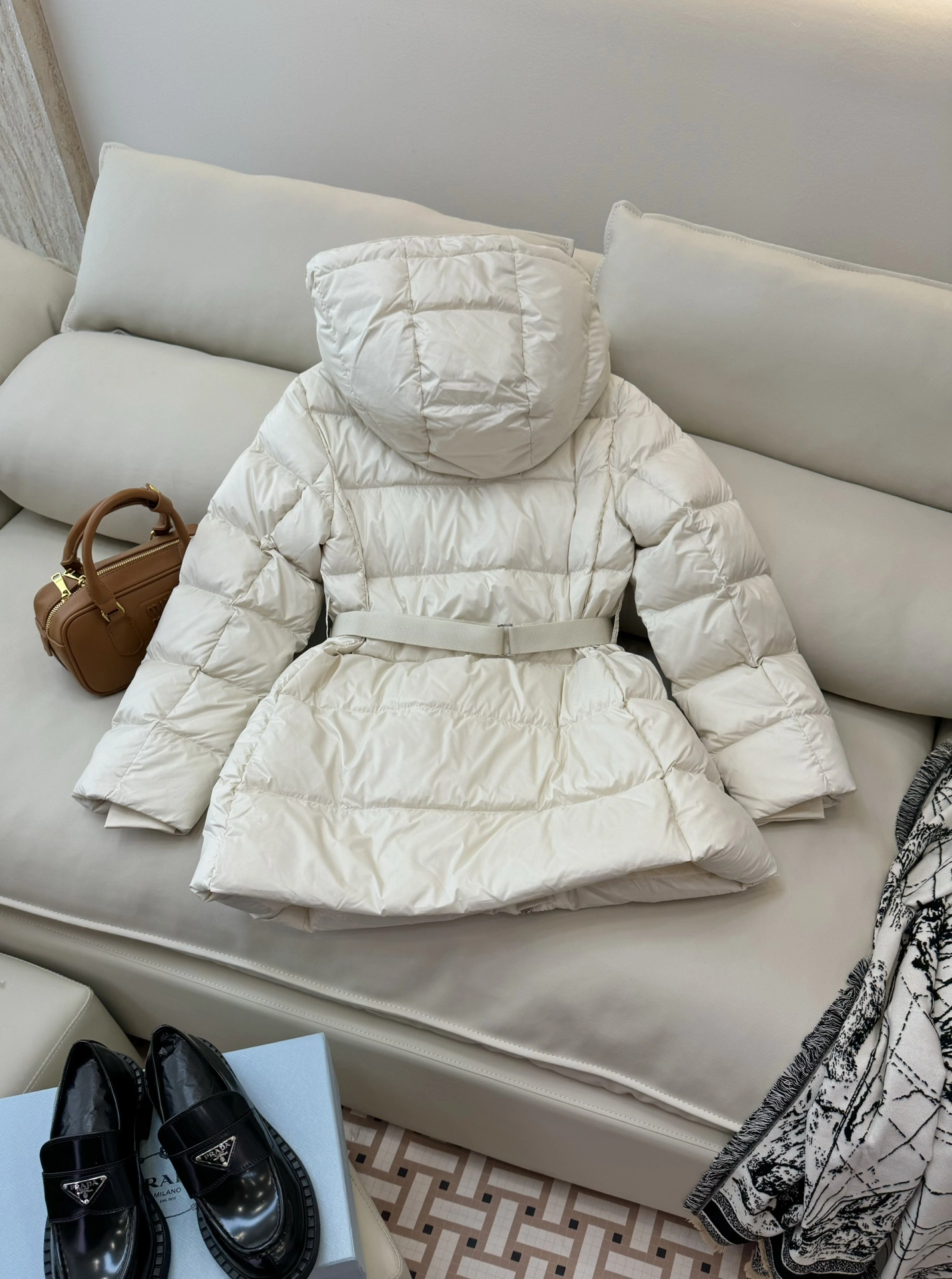 Burberry Down Jackets Unisex 106167