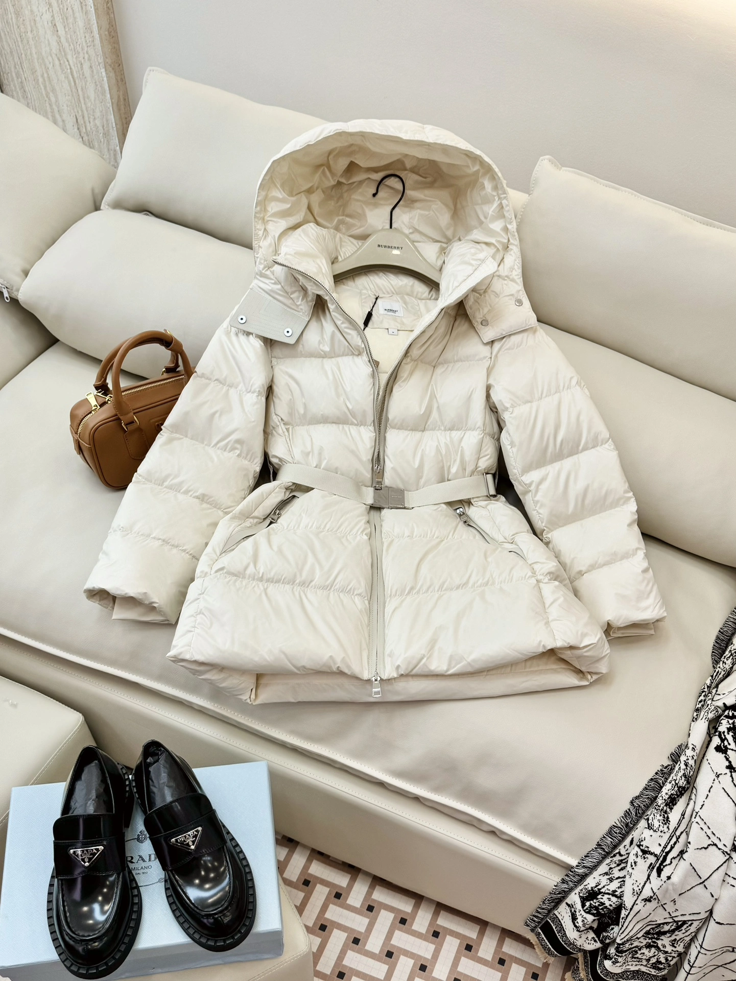 Burberry Down Jackets Unisex 106167