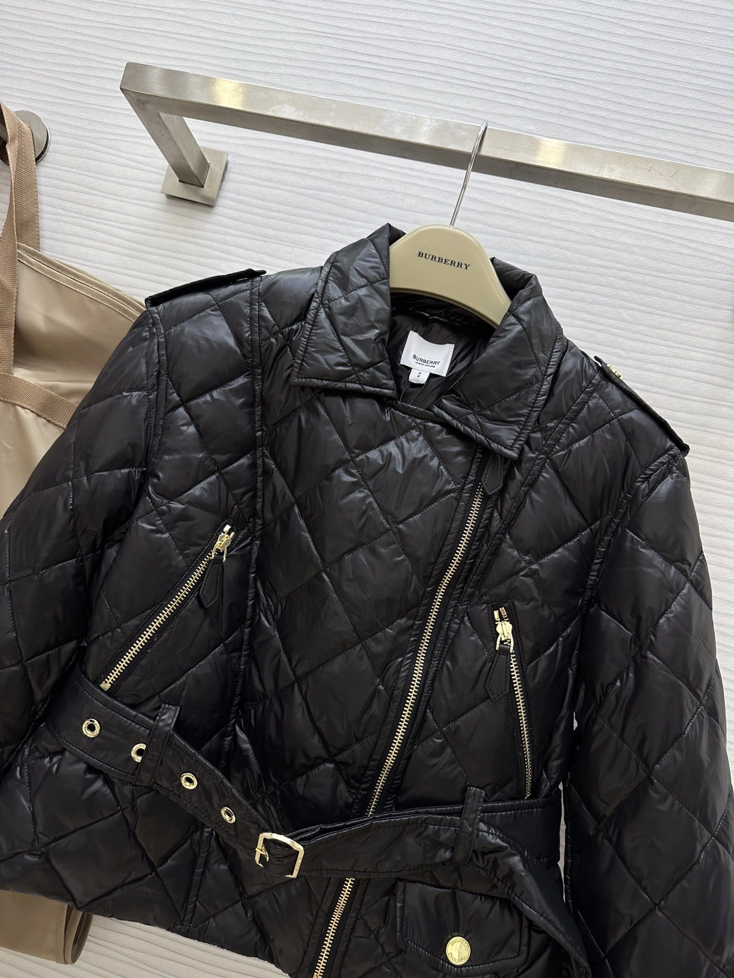 Neat Burberry Down Jackets 106165