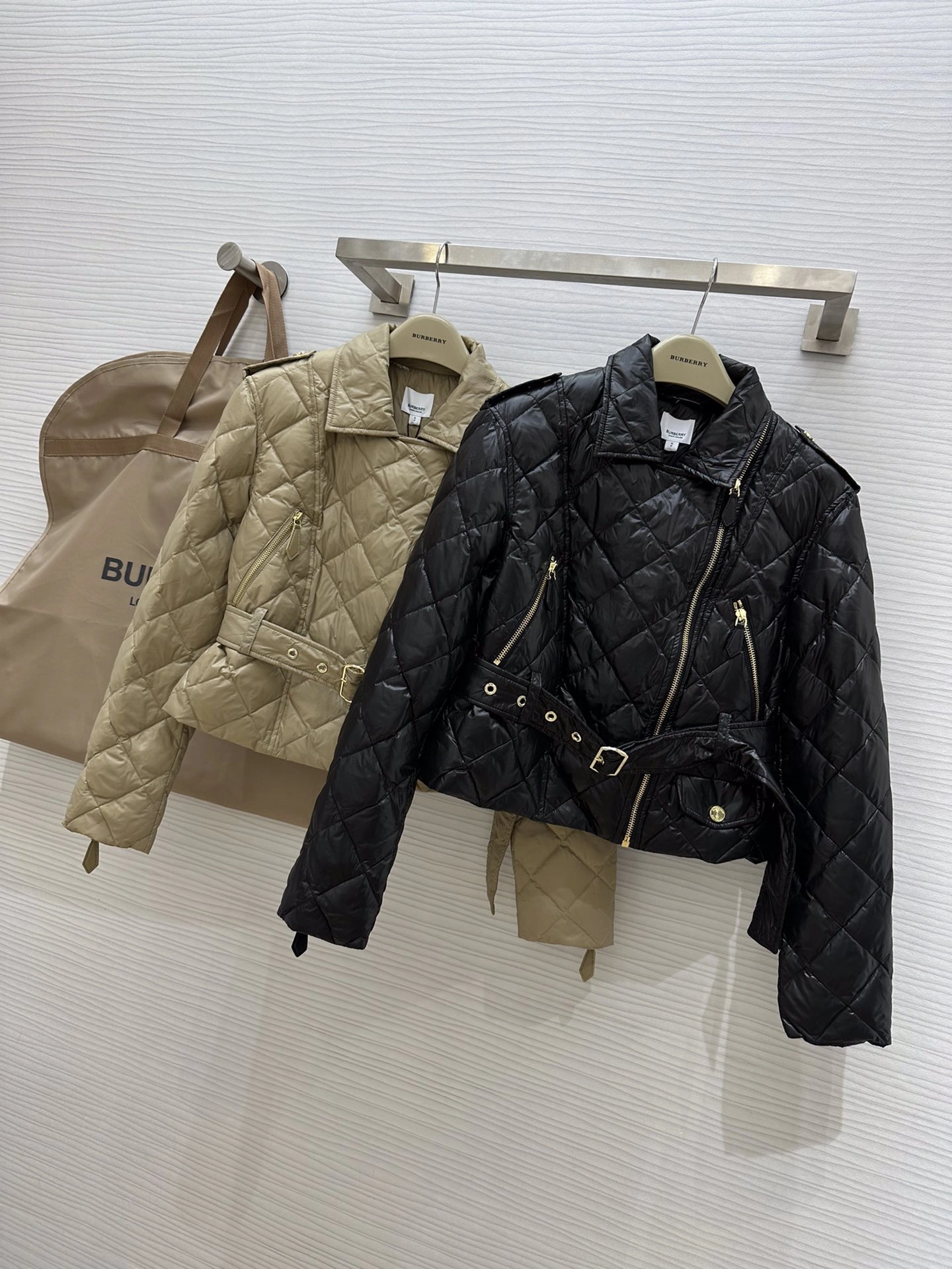 Neat Burberry Down Jackets 106165