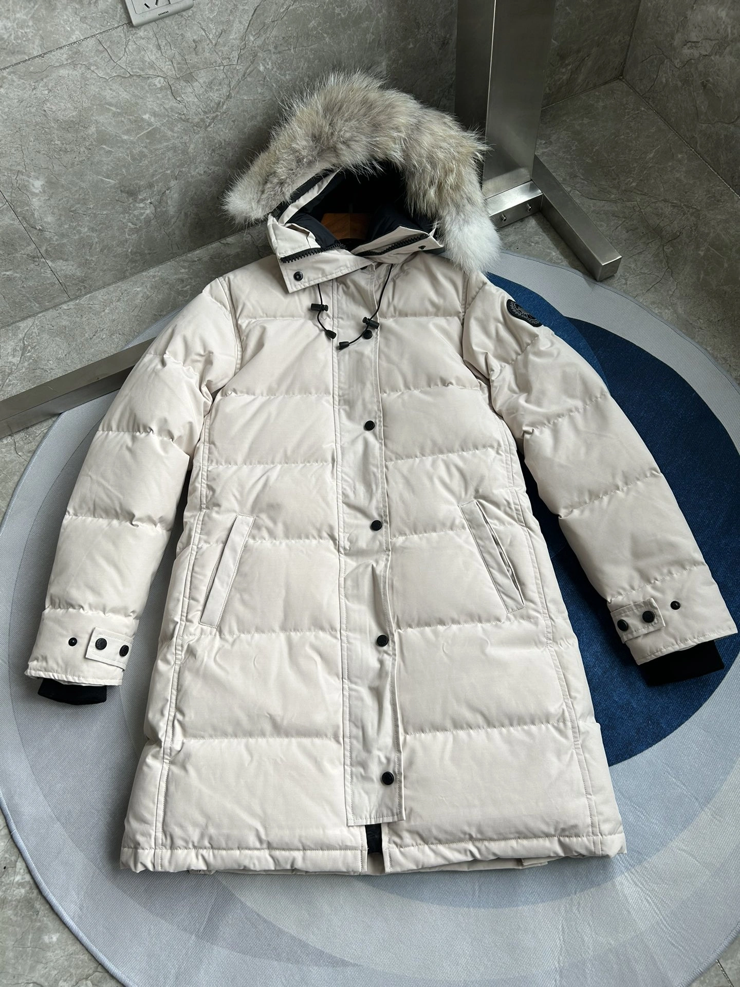 Sleek Burberry Down Jackets 106158