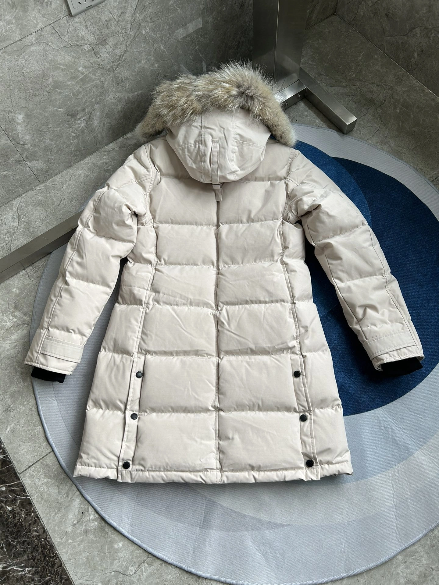 Sleek Burberry Down Jackets 106158