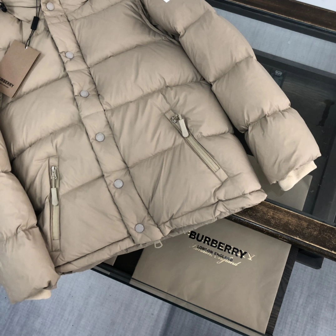 Functional Burberry Down Jackets 106151