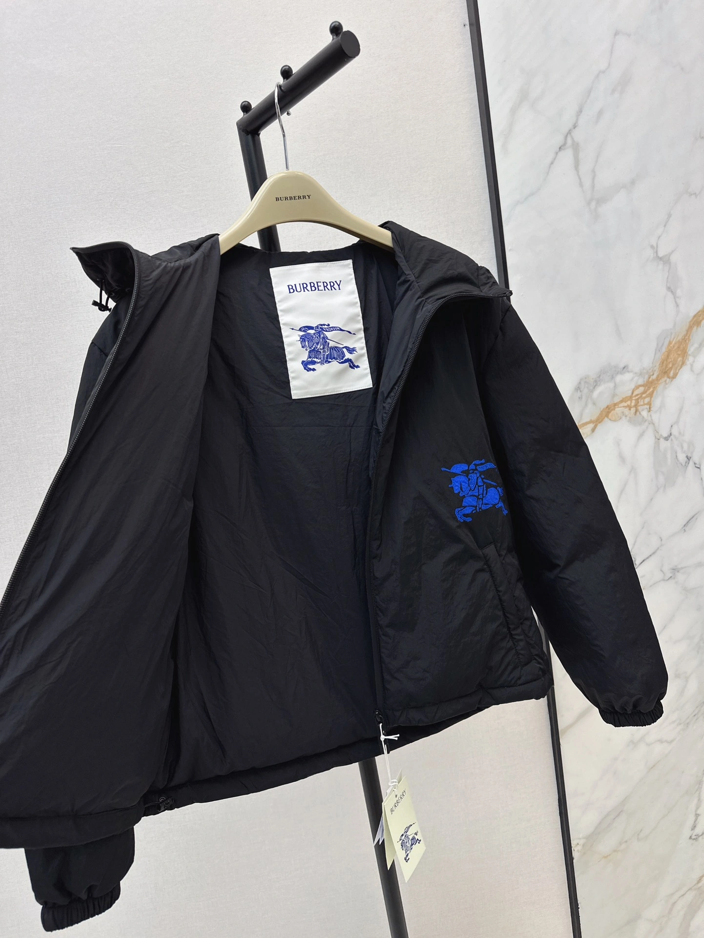 Durable Burberry Down Jackets 106141