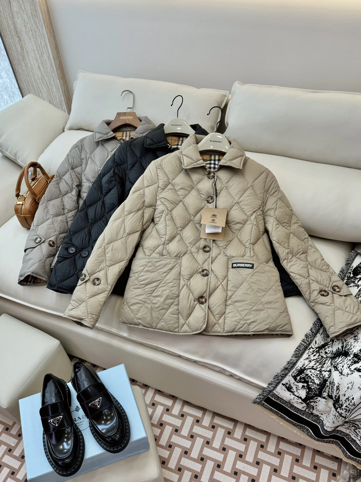 Burberry Down Jackets Seasonal 106134
