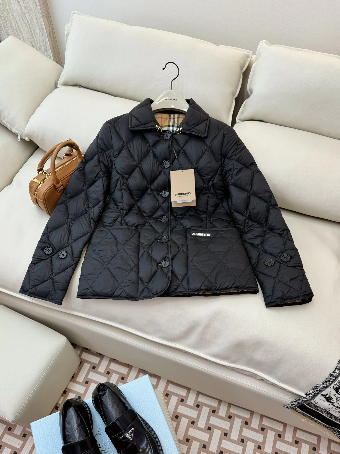 Burberry Down Jackets Chic 106130