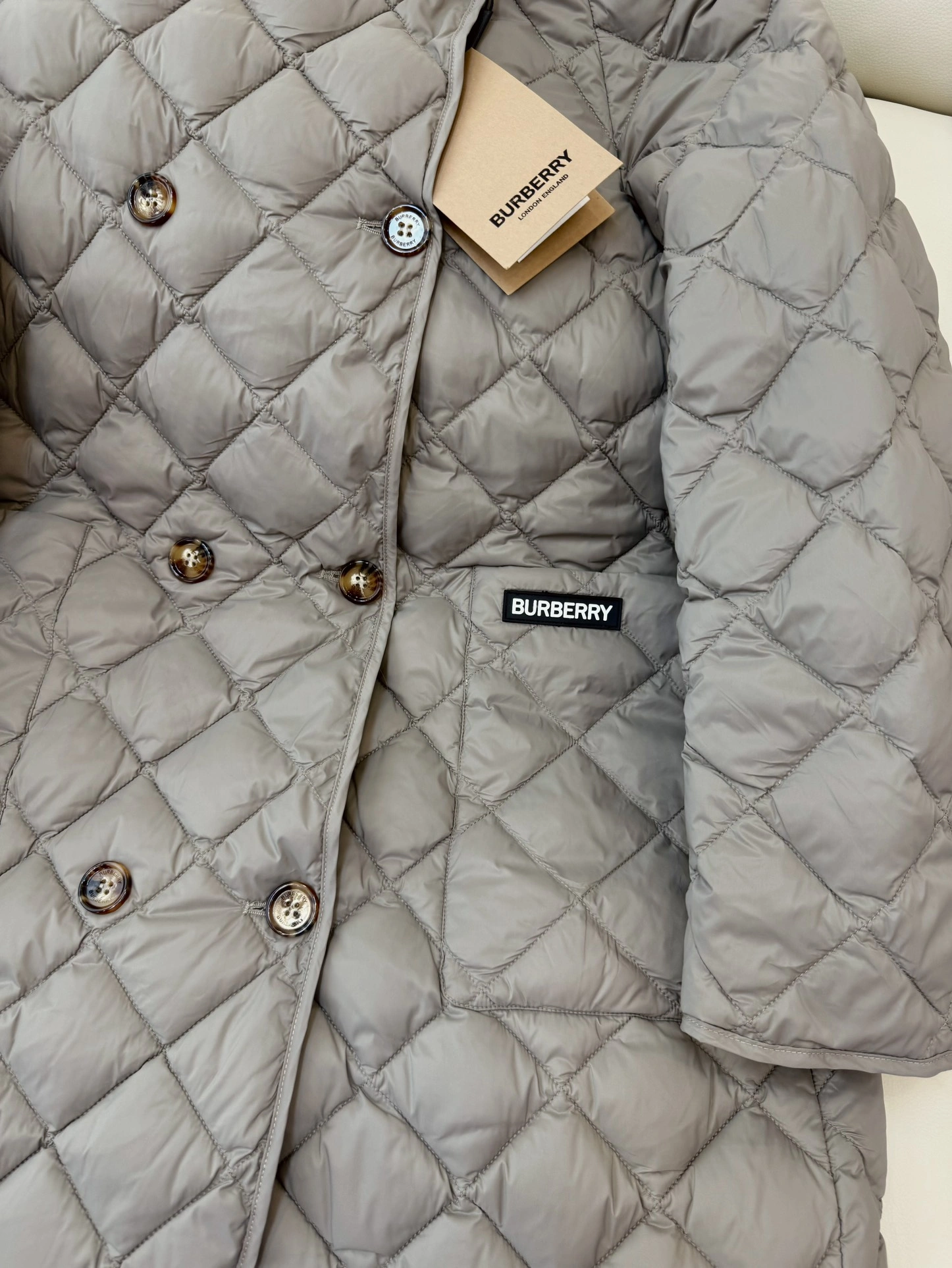 Sophisticated Burberry Down Jackets 106132