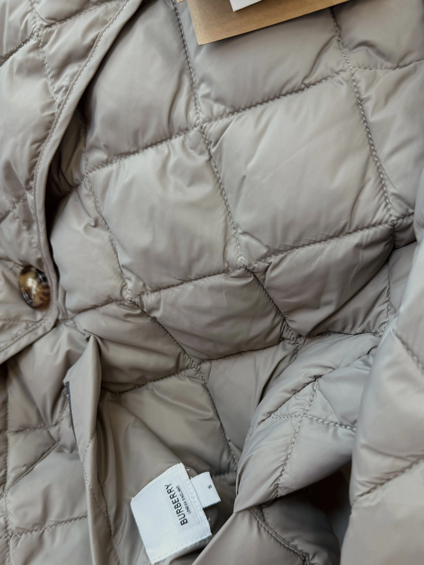 Sophisticated Burberry Down Jackets 106132