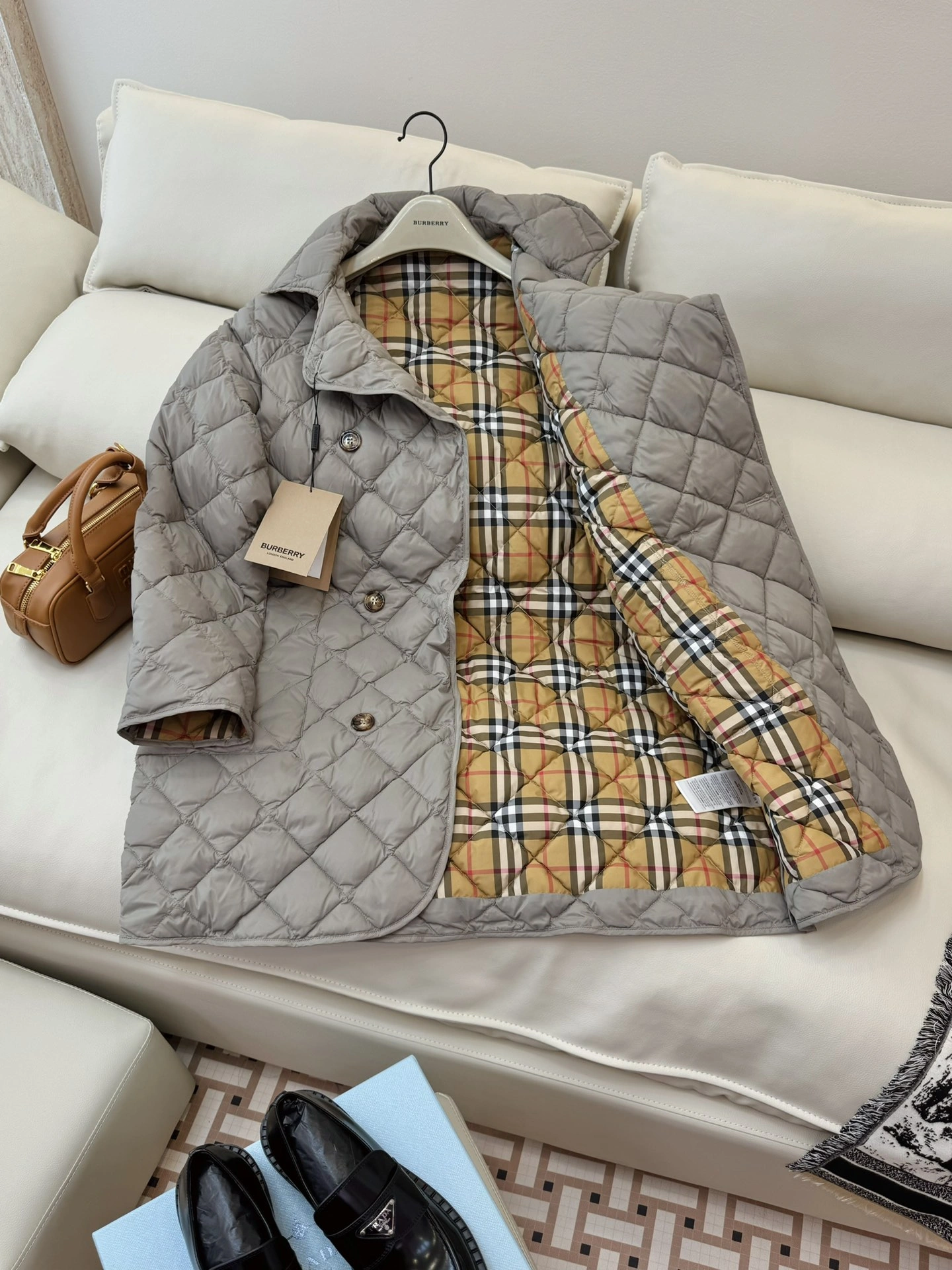 Sophisticated Burberry Down Jackets 106132