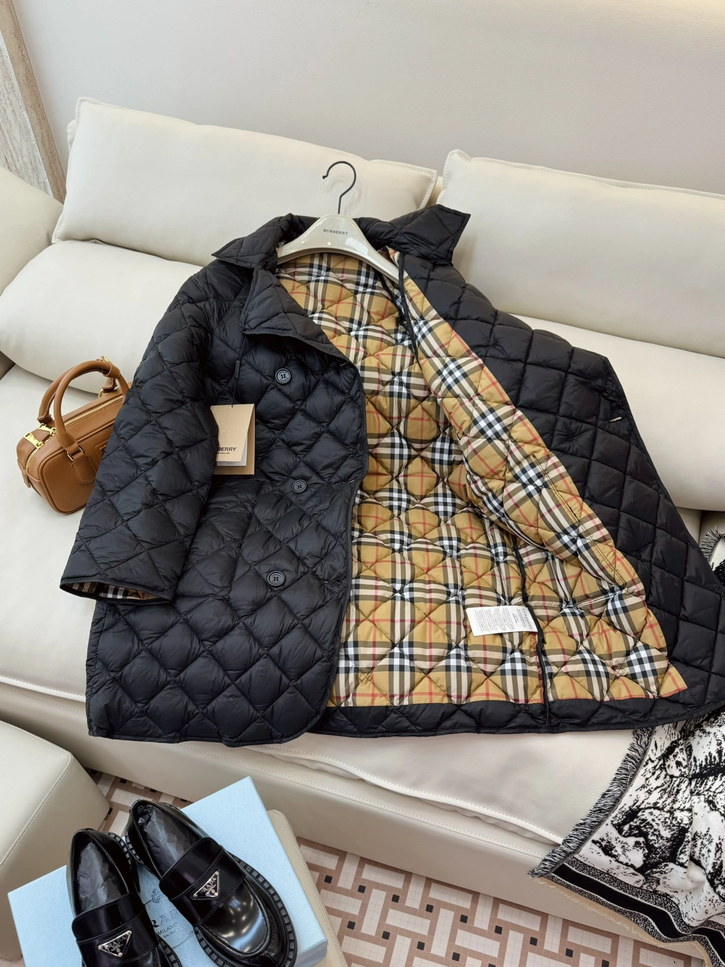 Burberry Down Jackets RelaxedFit 106129