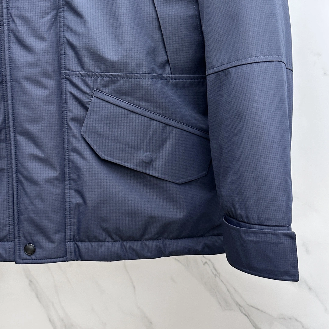 Burberry Down Jackets Sporty 106153