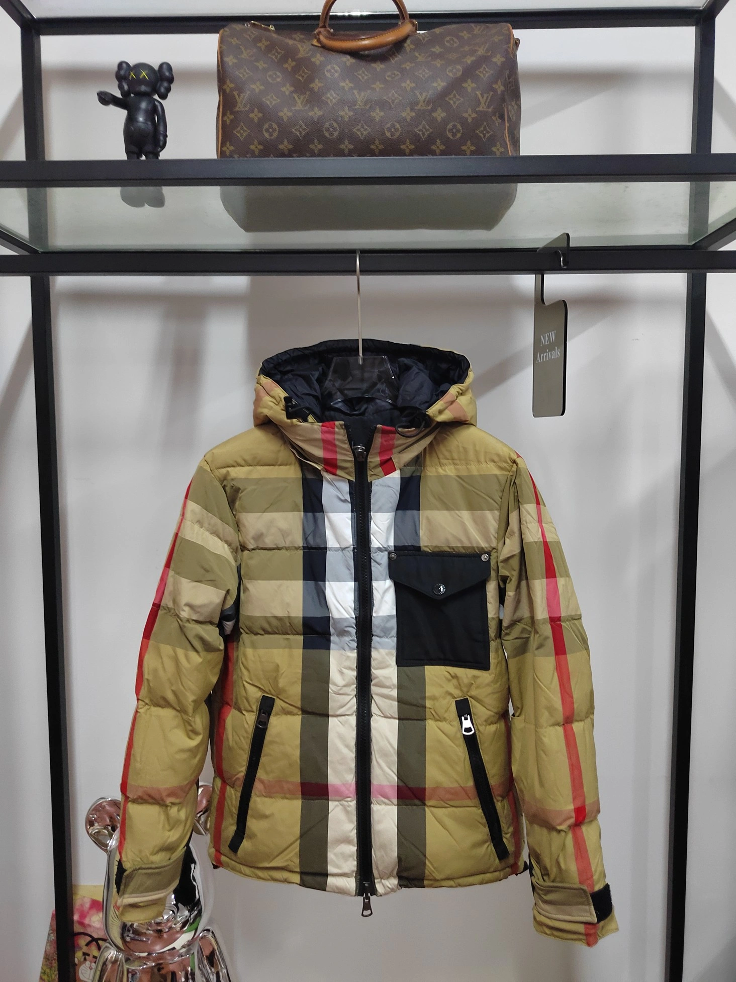 Burberry Down Jackets WellDesigned 106079