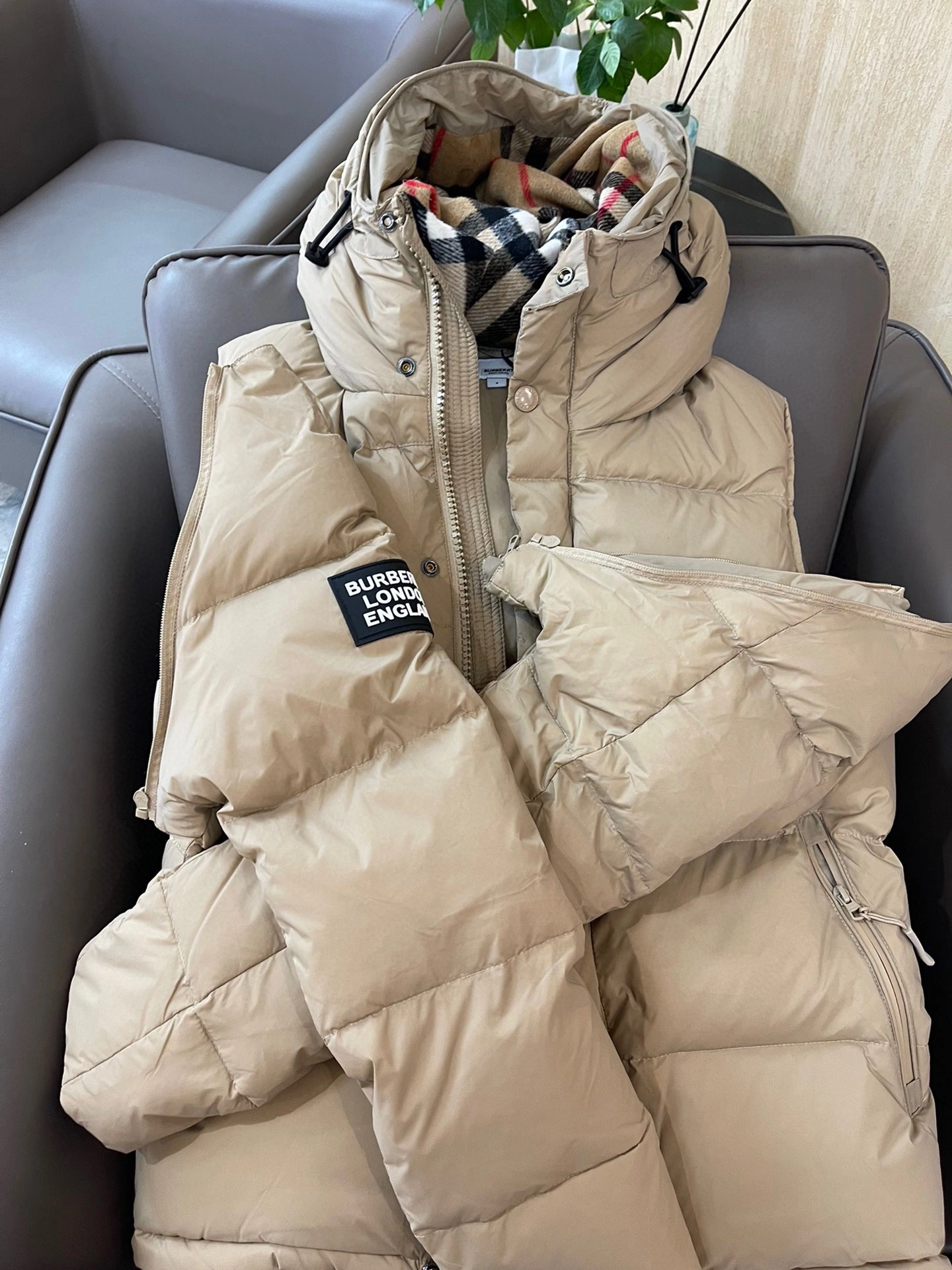 Burberry Down Jackets Neat 99068