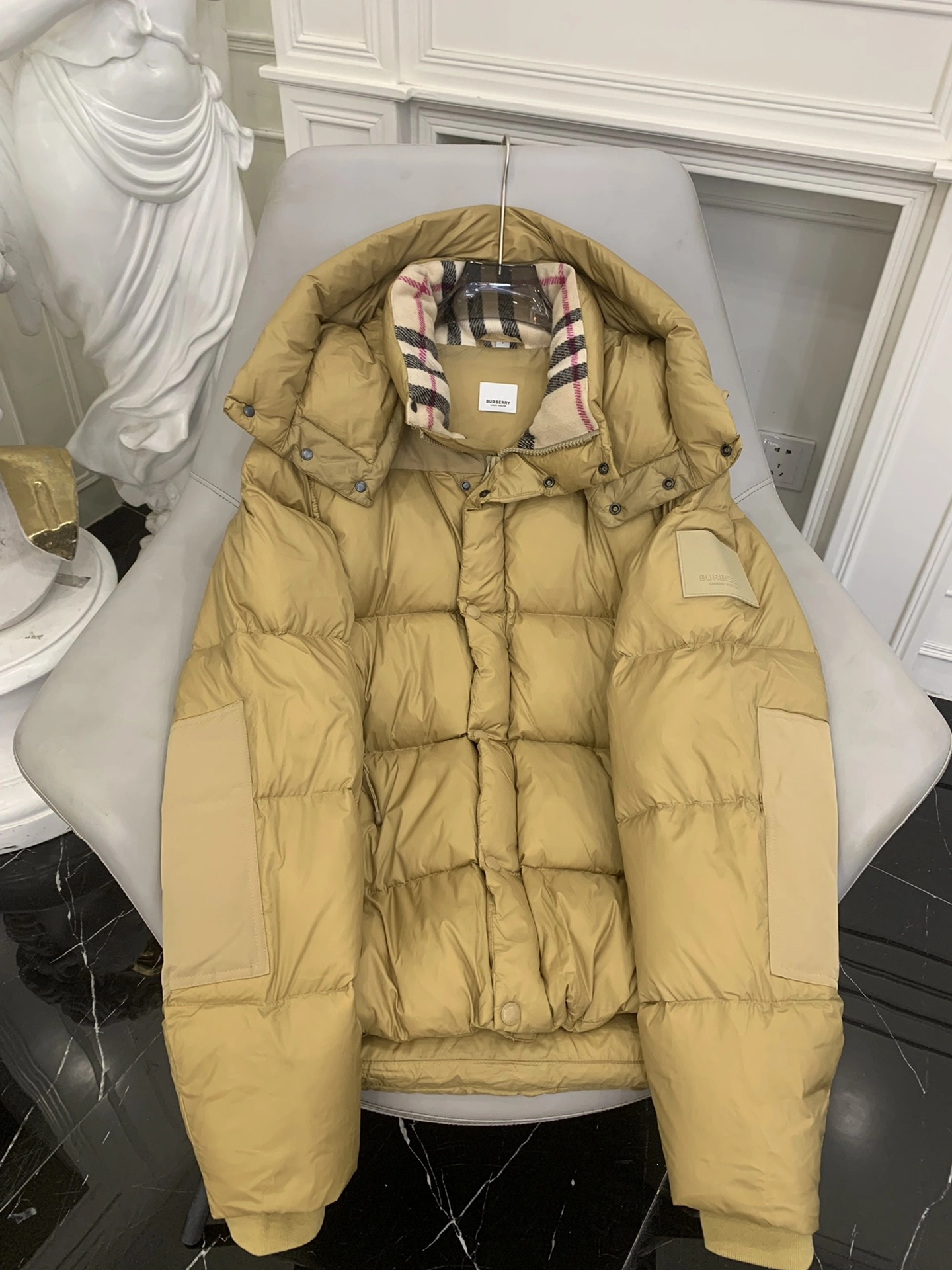 WaterResistant Burberry Down Jackets 106064