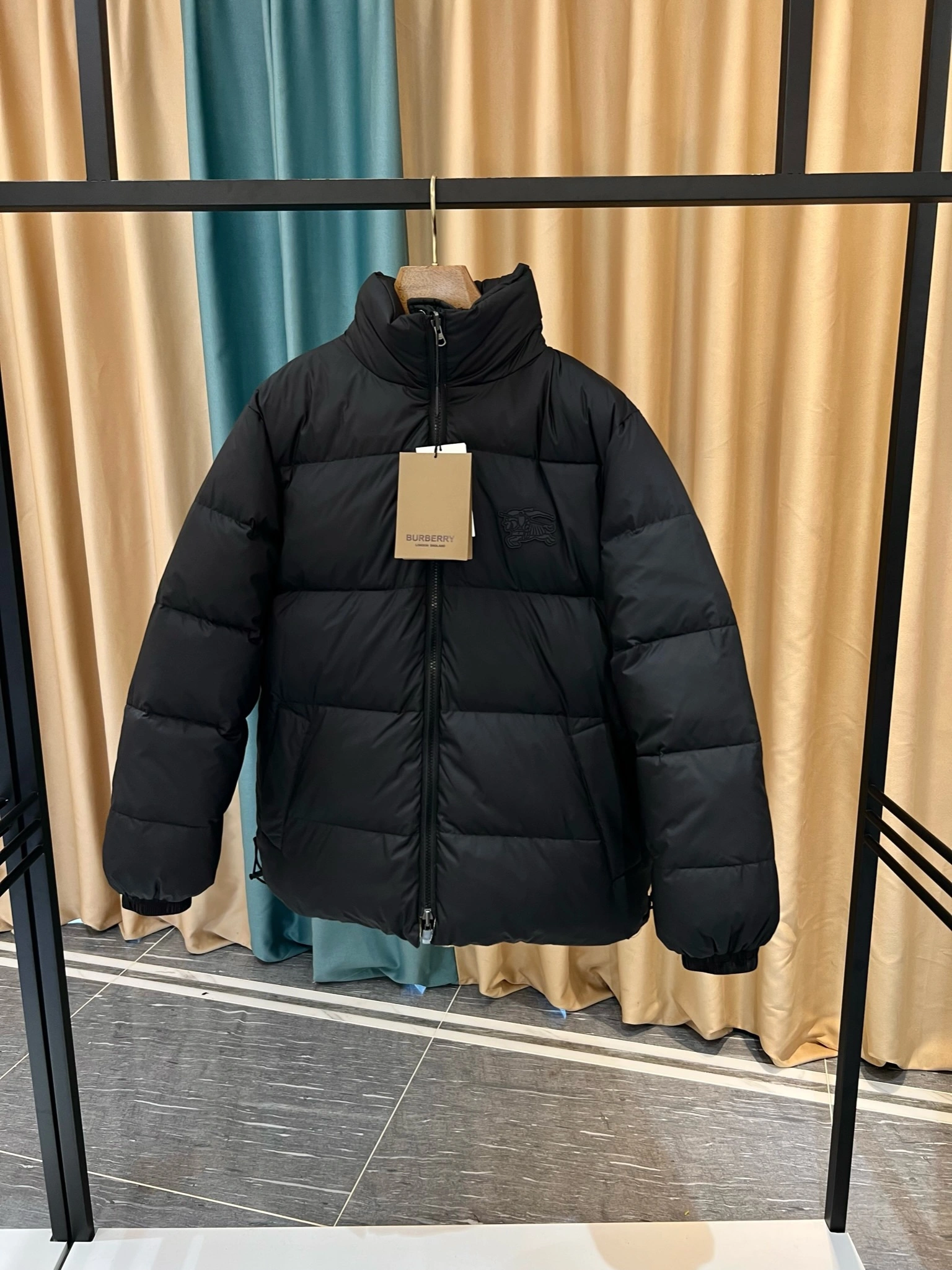 Burberry Down Jackets RelaxedFit 106052