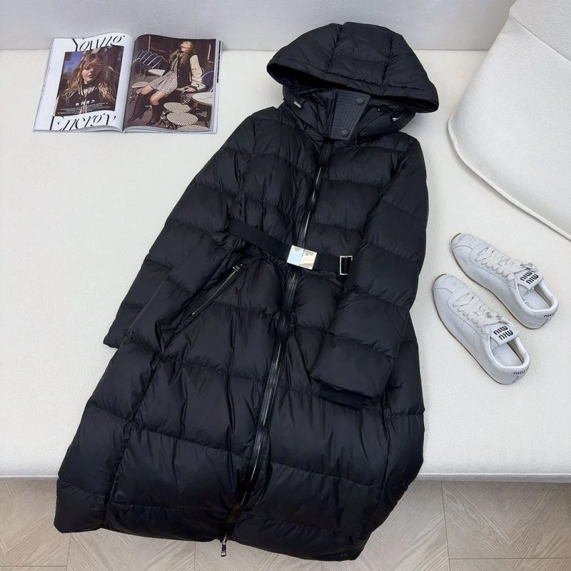 Vibrant Burberry Down Jackets 106000