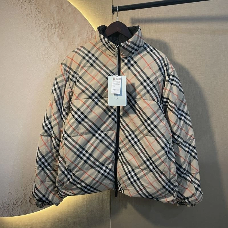 Versatile Burberry Down Jackets 102326