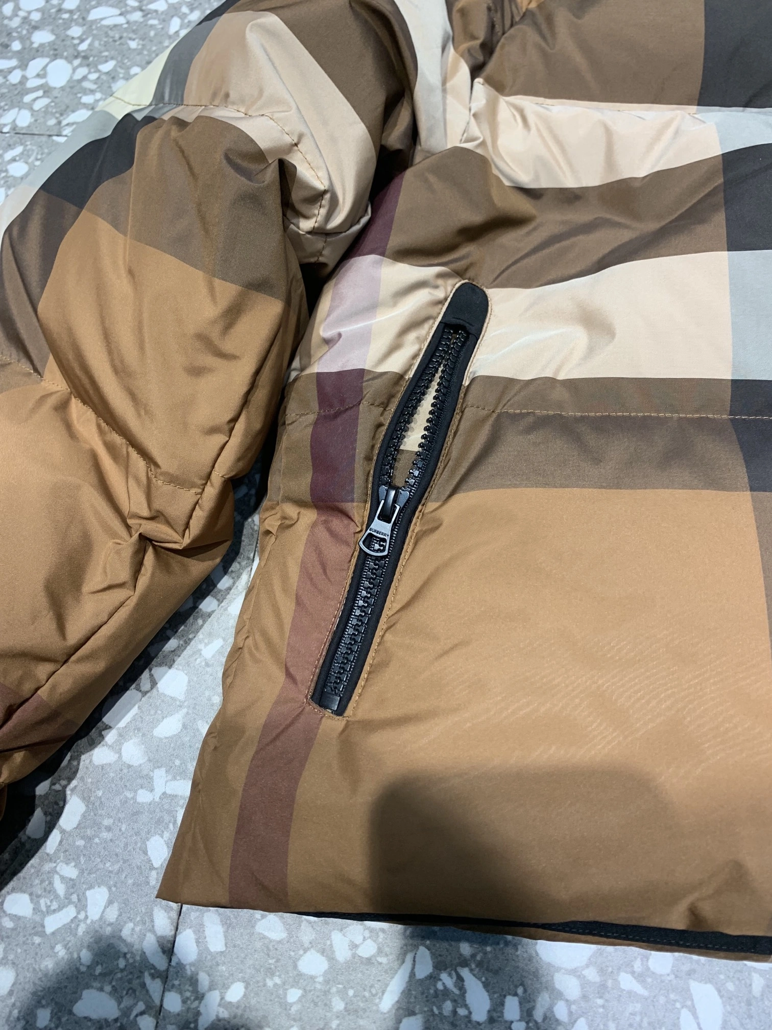 Colorful Burberry Down Jackets 106039