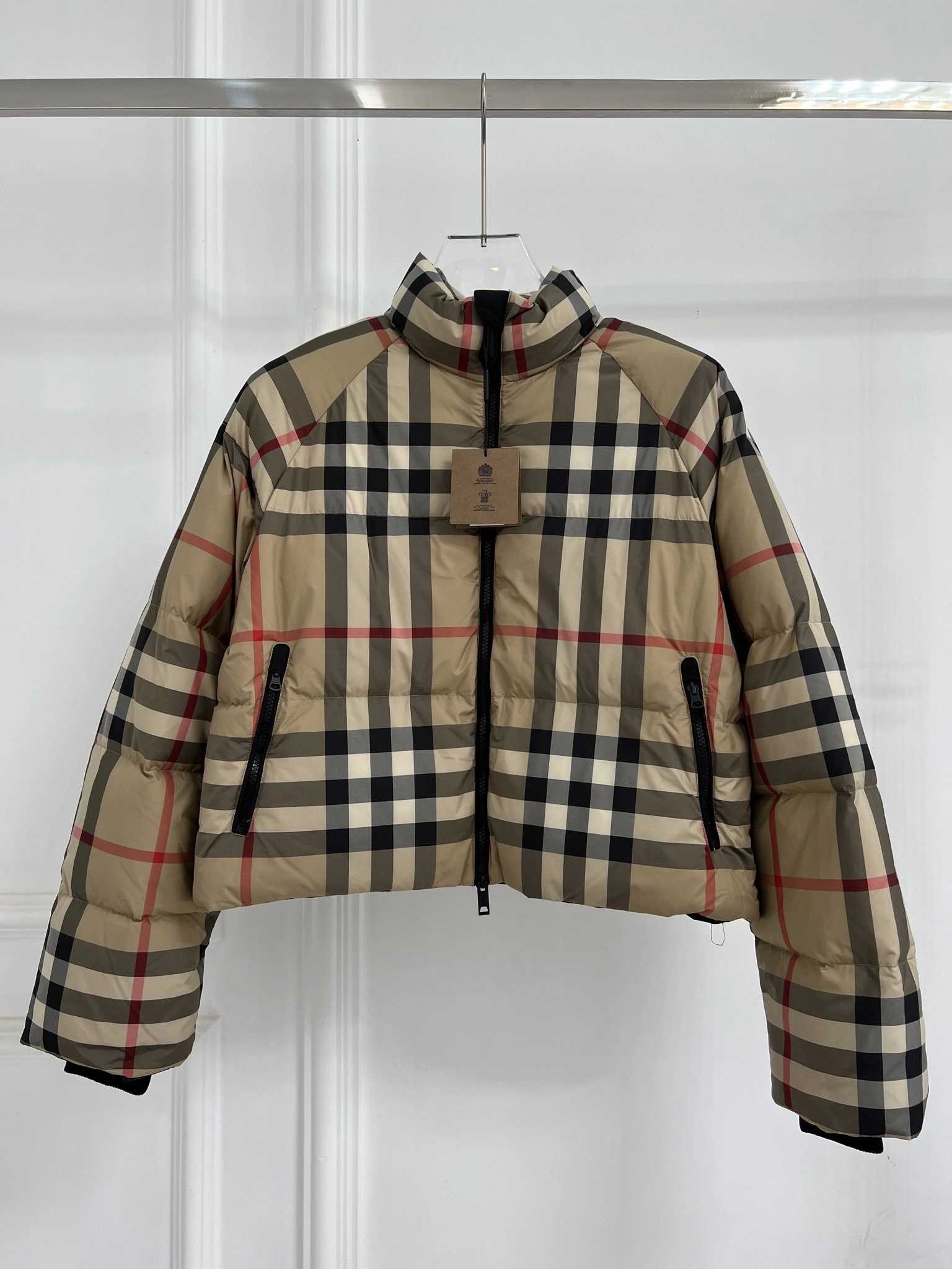 Reliable Burberry Down Jackets 106035