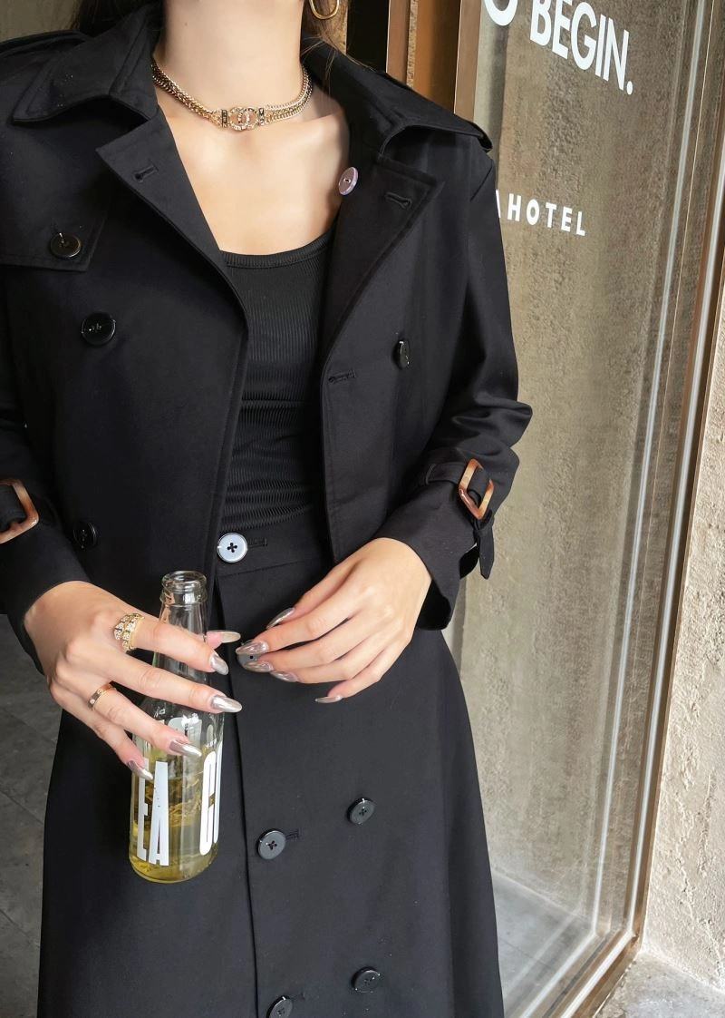 Classic Burberry Dress Suits 104804