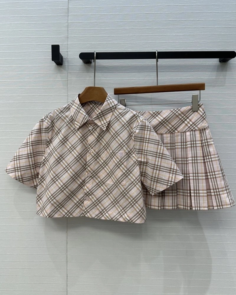 Burberry Dress Suits Resilient 99324