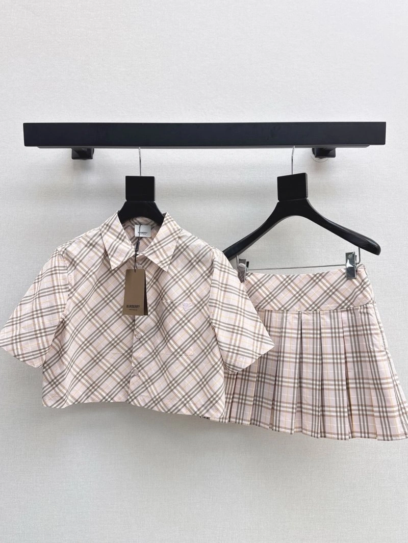 Upgraded Burberry Dress Suits 99164