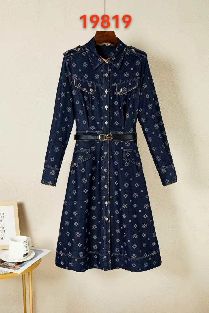 ComfortFit Burberry Dress 104983