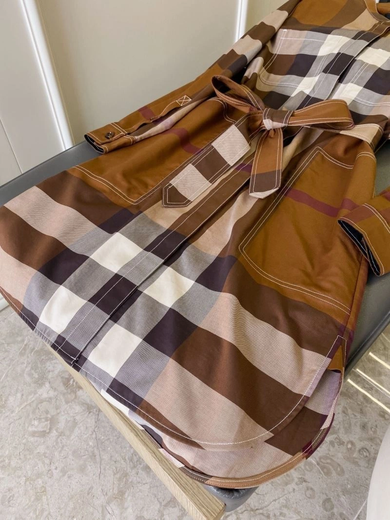 Functional Burberry Dress 104975