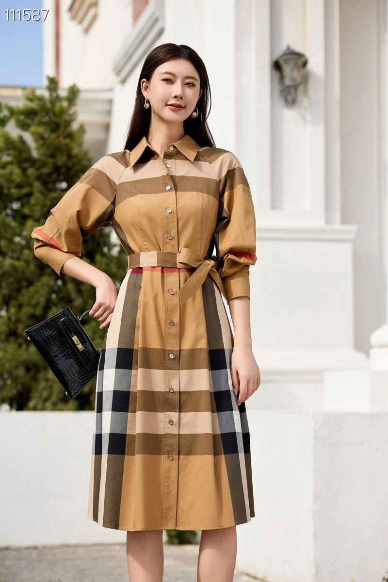 HighPerformance Burberry Dress 104937