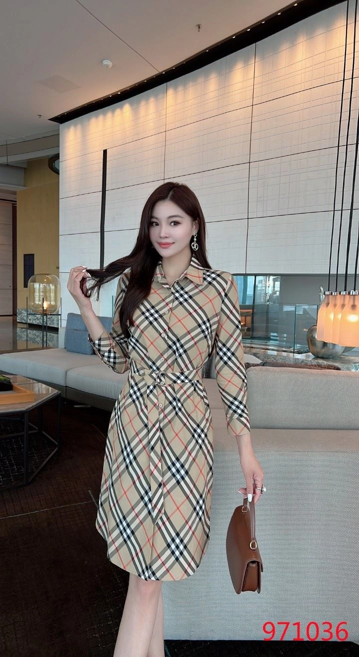 Burberry Dress WrinkleFree 104926