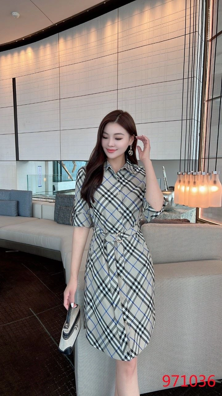 Burberry Dress MoistureWicking 104925
