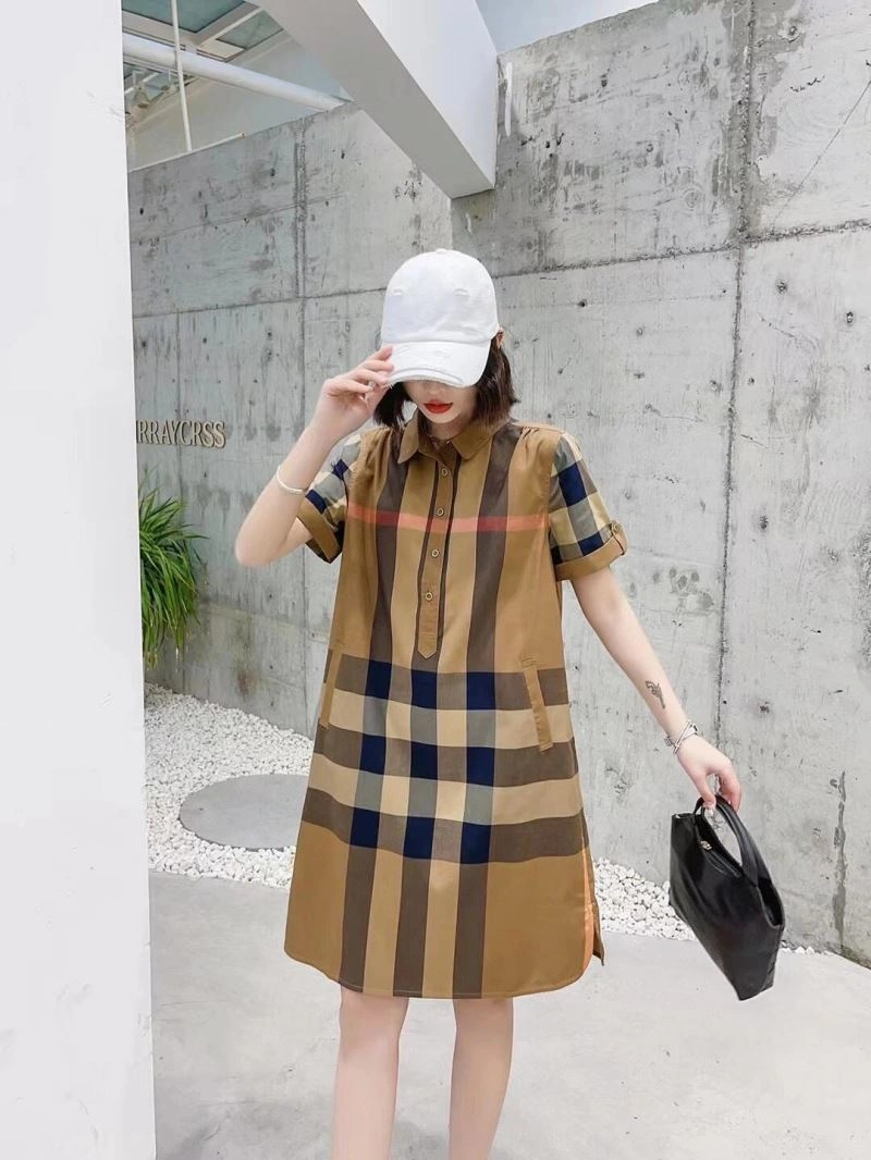 Burberry Dress Compact 104916